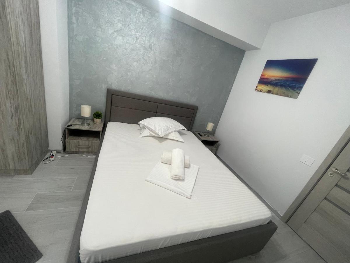 Velier Holiday Apartments มามายา ภายนอก รูปภาพ