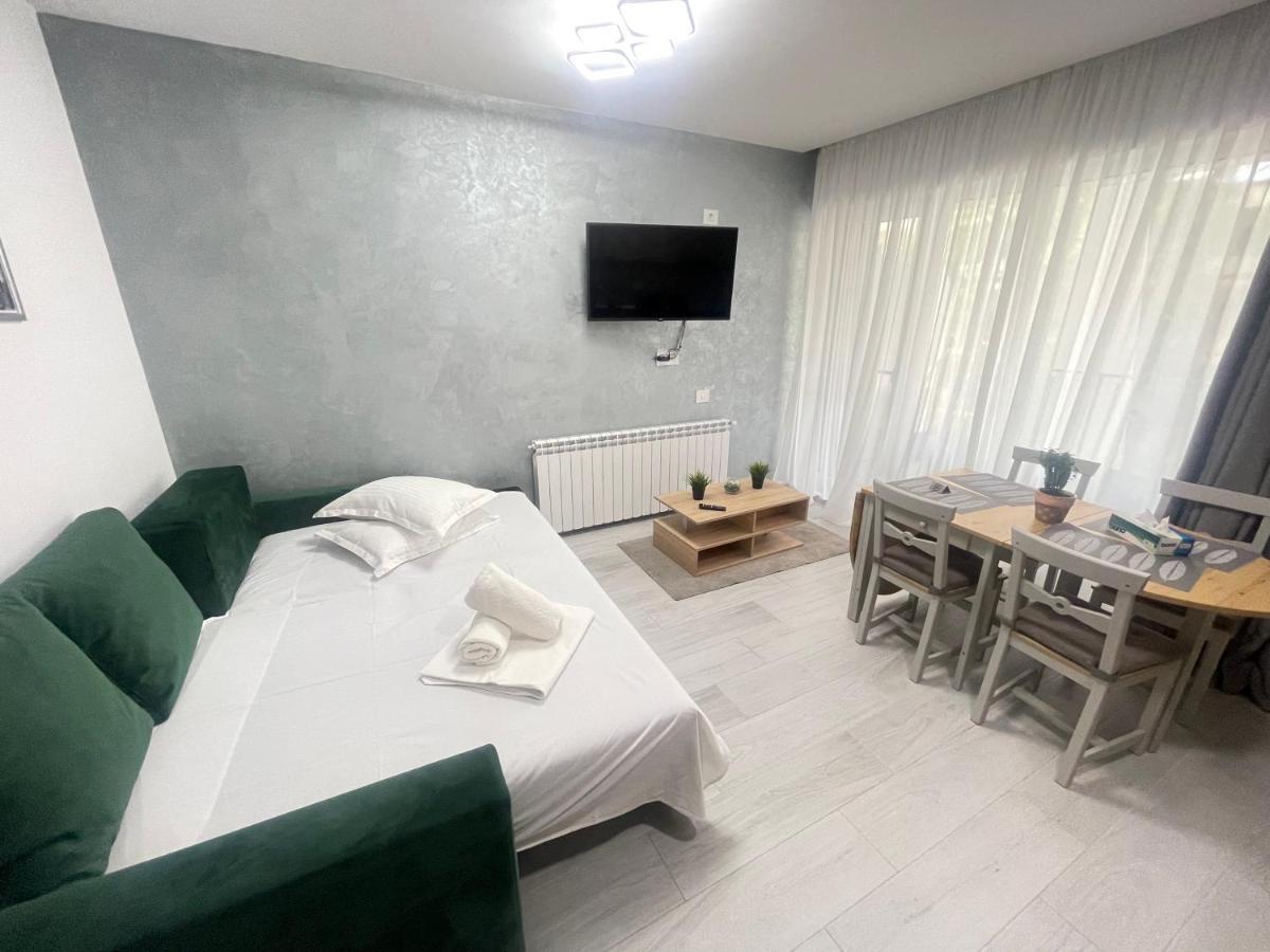Velier Holiday Apartments มามายา ภายนอก รูปภาพ